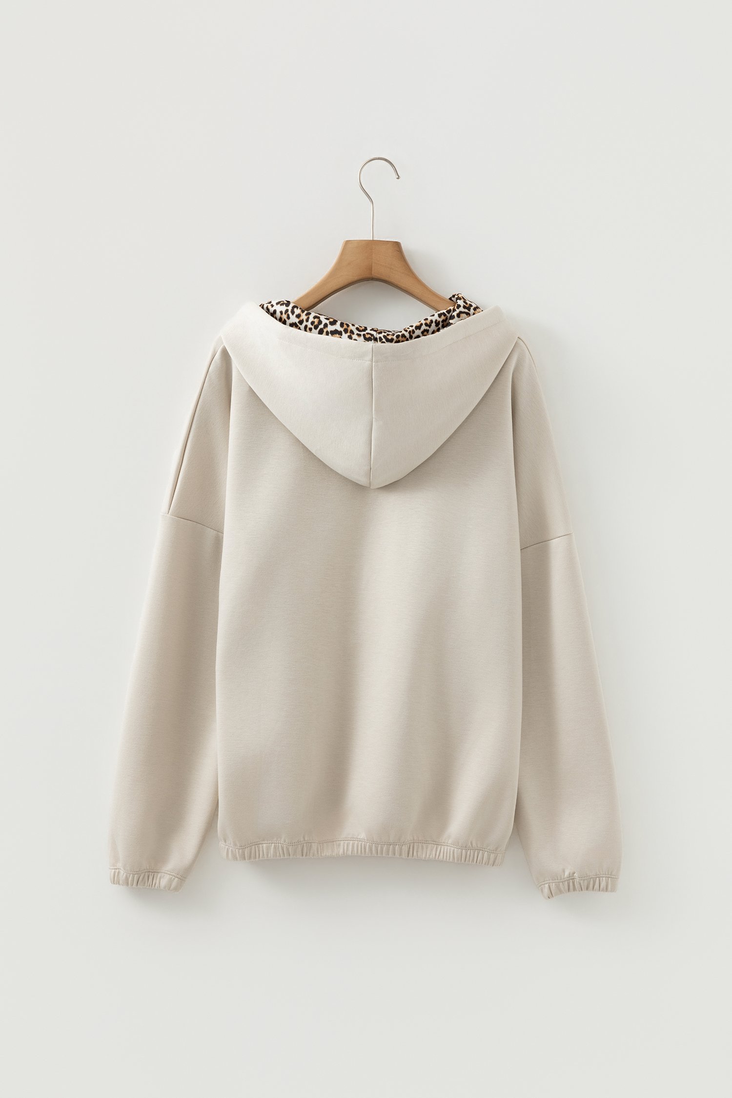 96207926-0159d09154407022.jpg black leopard contrast drawstring hood drop shoulder loose top