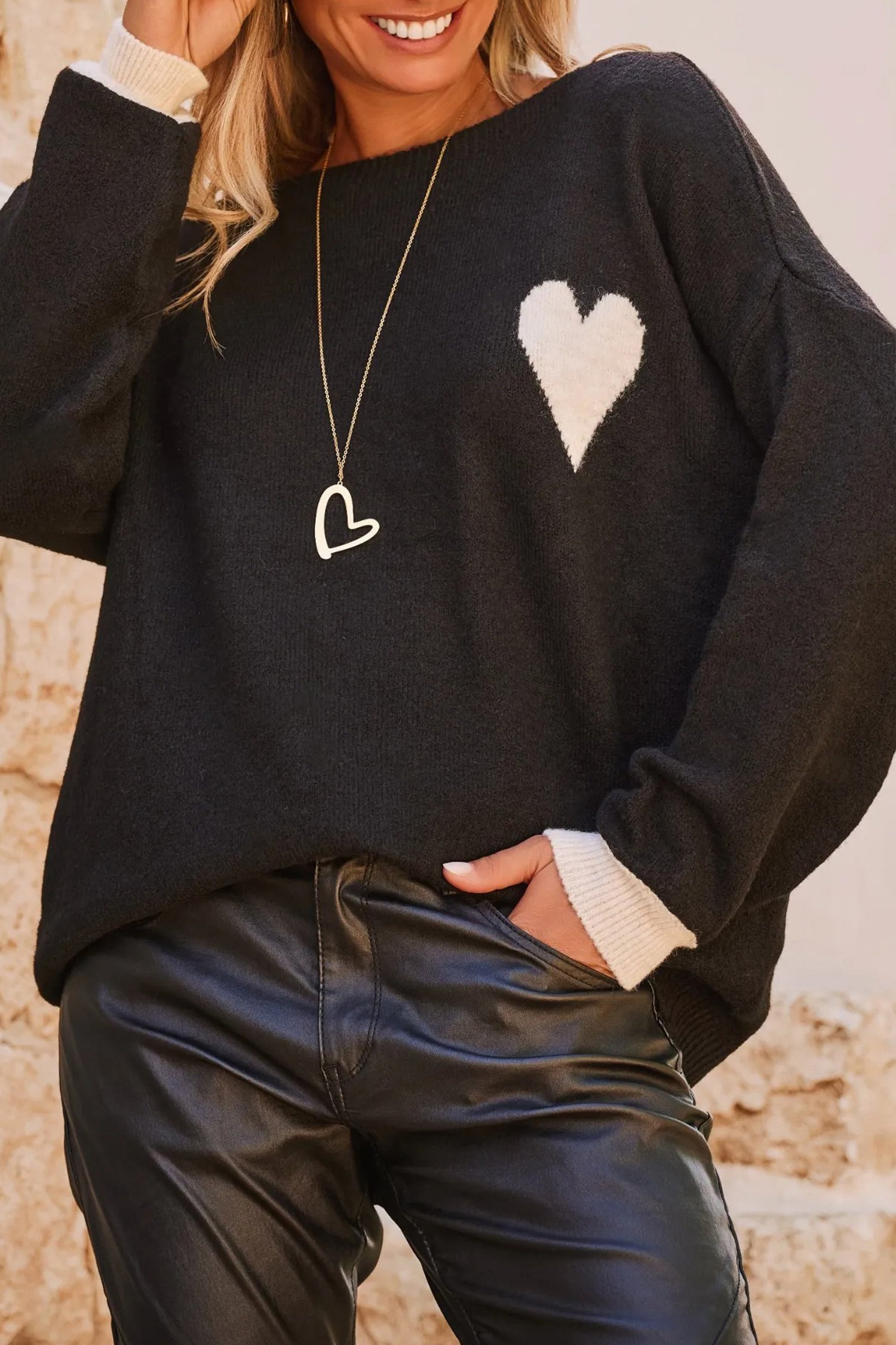 95783951-72c9eadac075eade.jpg black heart detail contrast cuffs baggy sweater
