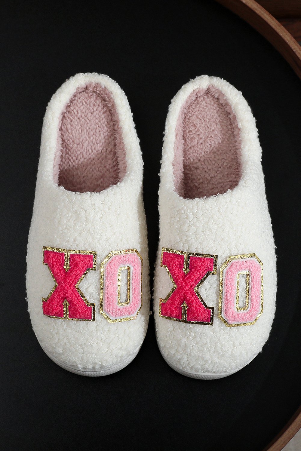 94859494-9e35c84c6b45f3b1.jpg Pink XO XO Glitter Trim Letter Patched Plush House Slippers - Image 4