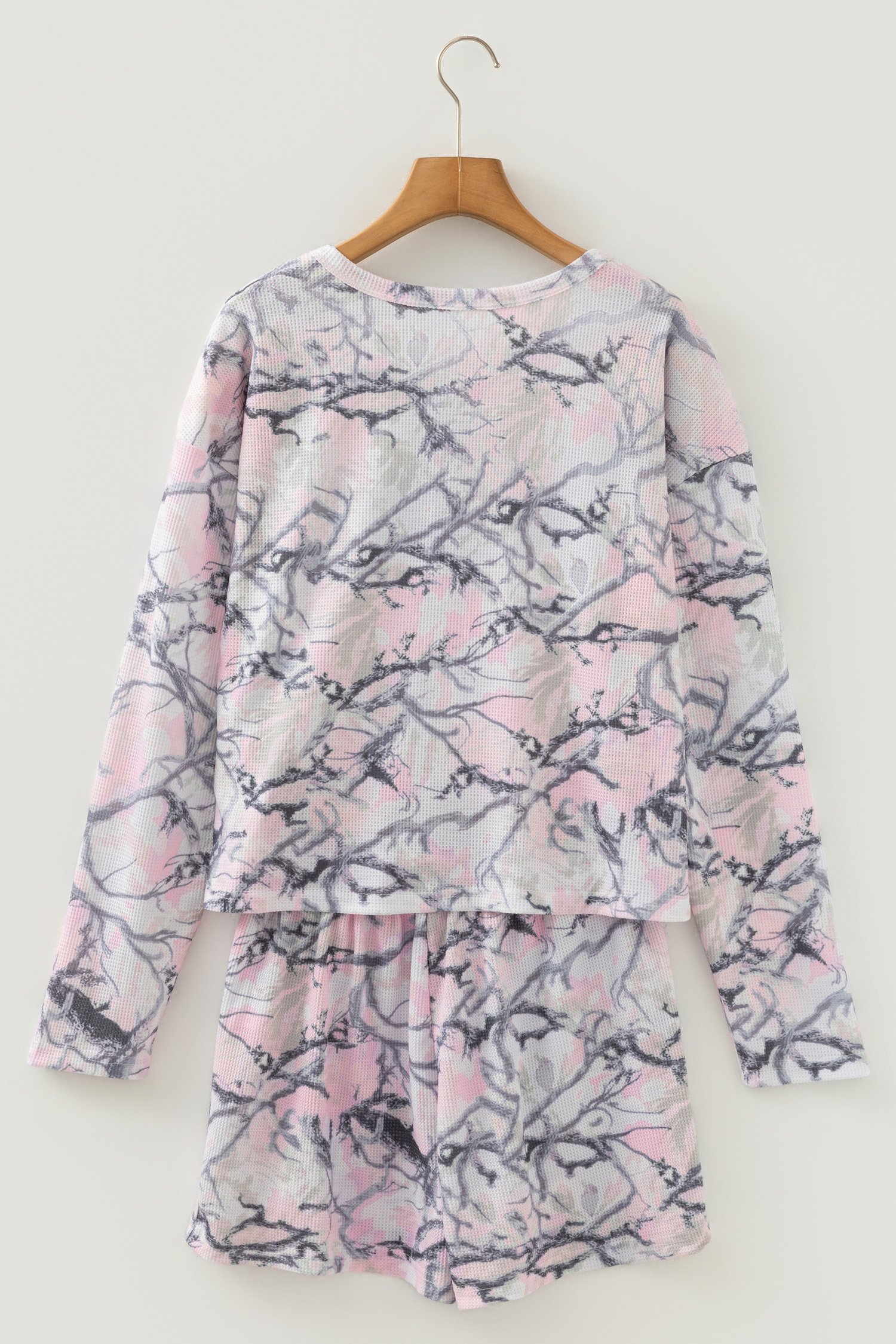 96380115-da6b4442b8ba2624.jpg pink camo henley top and short set