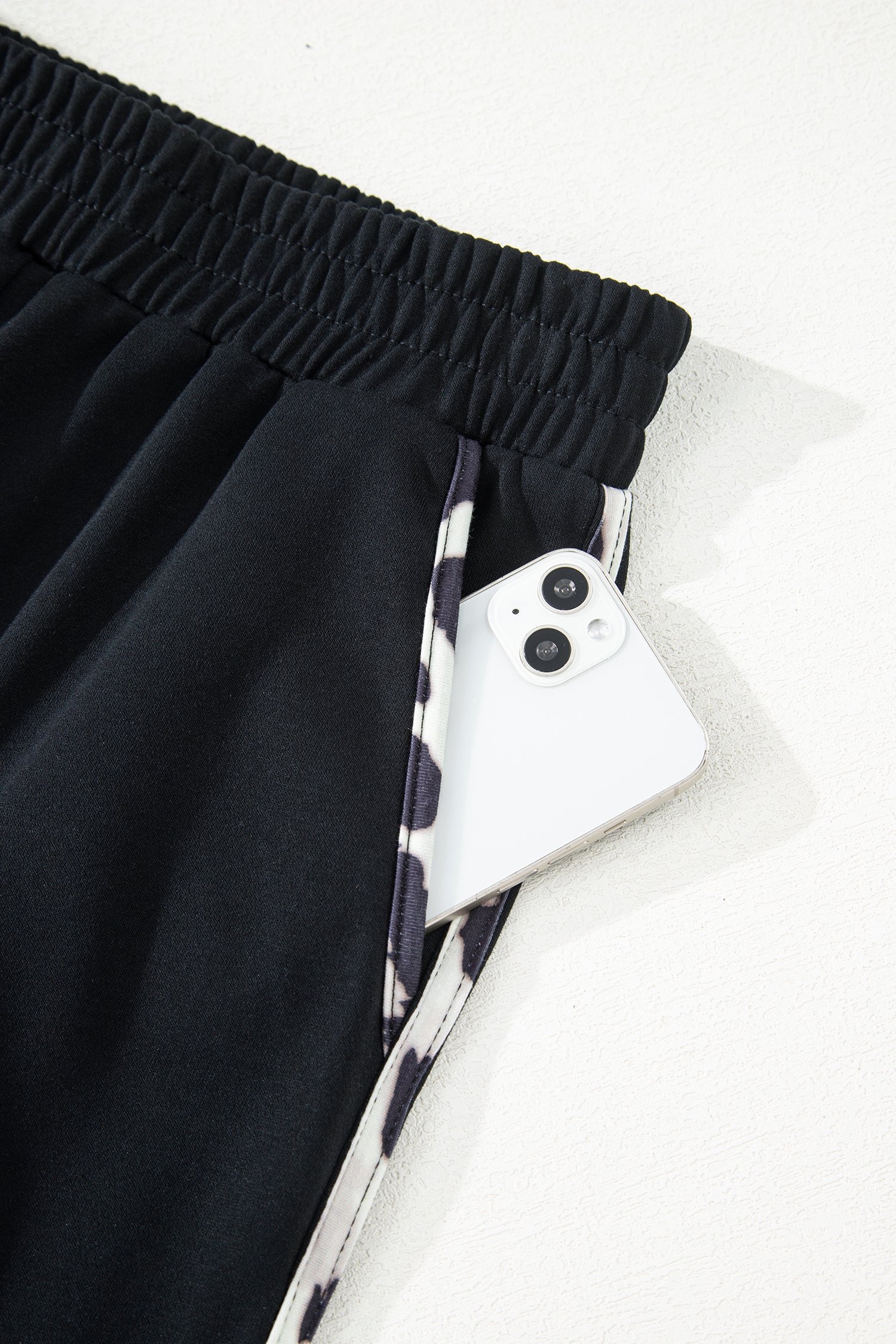 97006720-0d83d452242ef49b.jpg black contrast leopard trim casual sweatshirt pant set